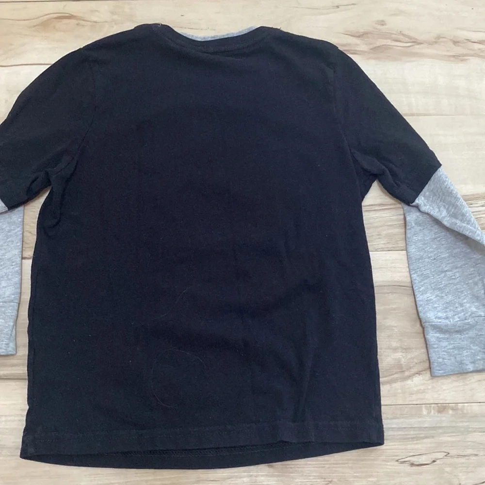 Tony Hawk Skateboarding Ninja Size 5/6 Long Sleeve Tee Shirt.
